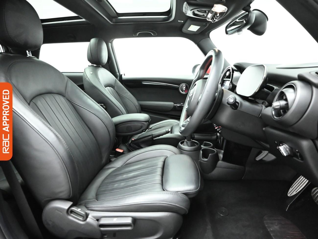 Used MINI Hatch 2020 for sale - 76748664: Photo 12