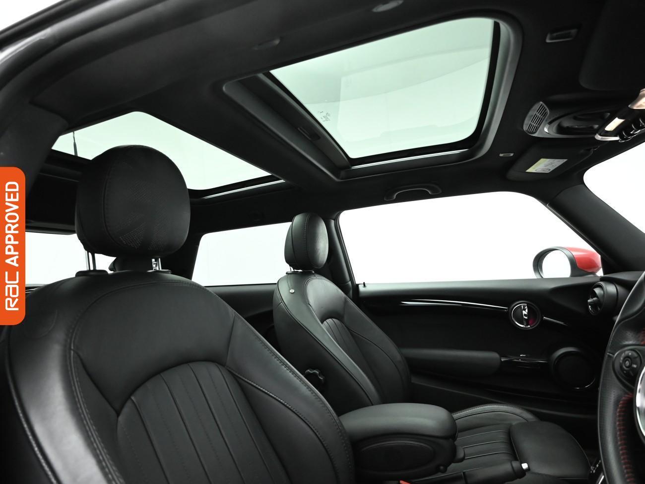 Used MINI Hatch 2020 for sale - 76748664: Photo 3