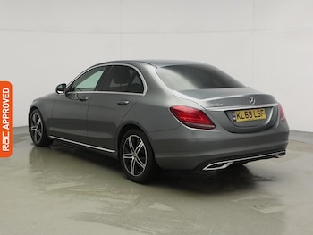 Used Mercedes-Benz C Class 2019 for sale - 77502172: Photo