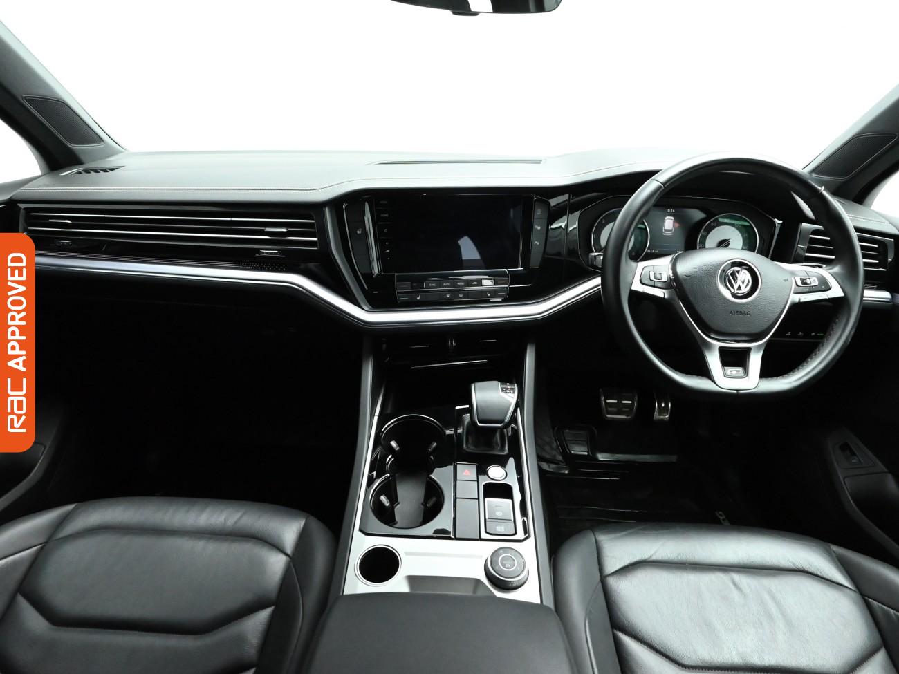 Used Volkswagen Touareg 2020 for sale - 77226349: Photo 2