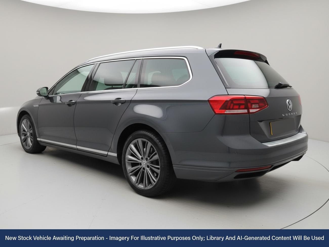 Used Volkswagen Passat 2020 for sale - 76641903: Photo 2