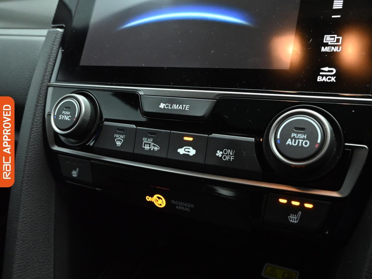 Used Honda Civic 2018 for sale - 78001874: Photo 18