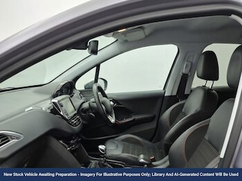 Used Peugeot 2008 2019 for sale - 77546405: Photo