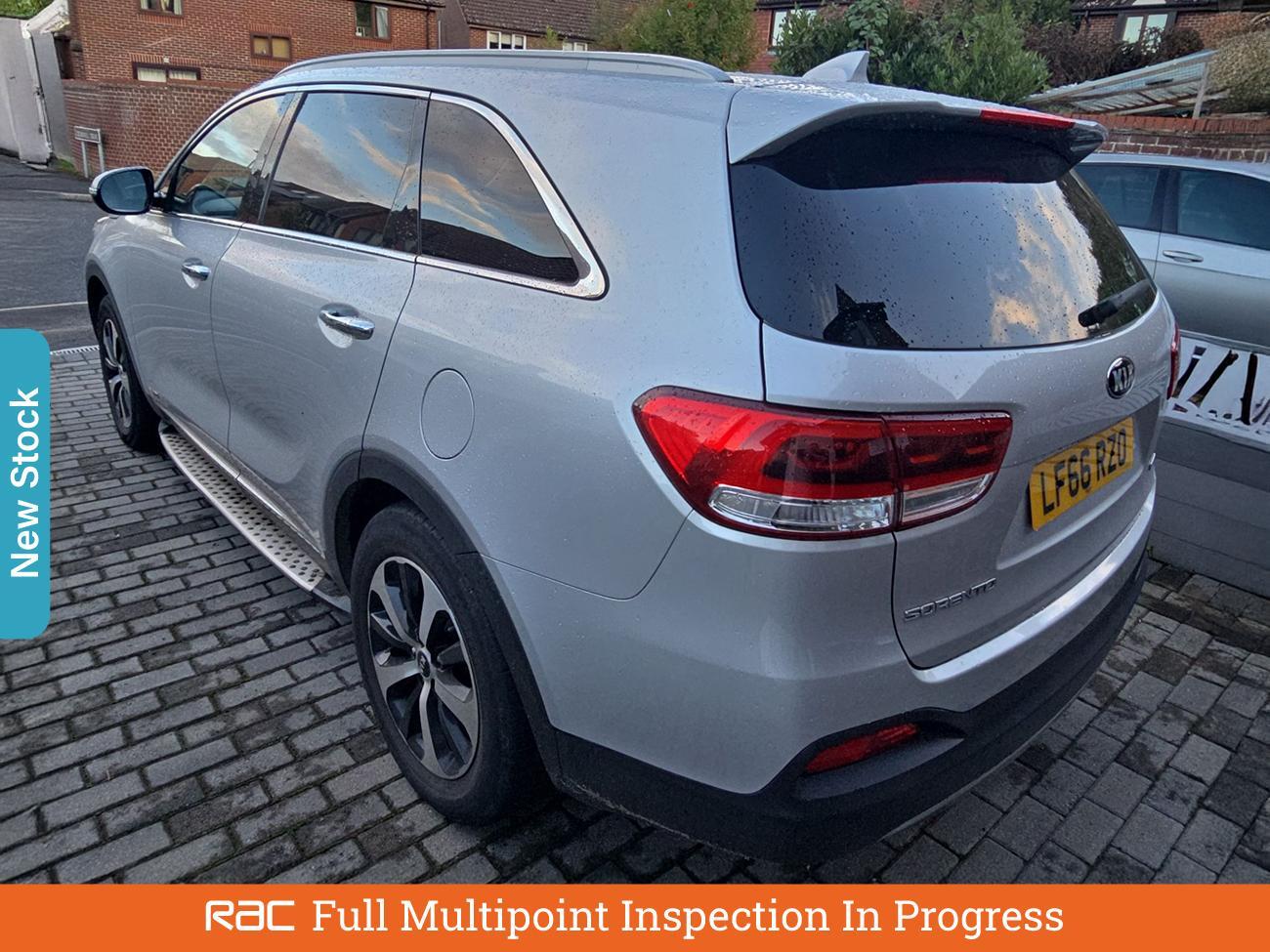 Used Kia Sorento 2016 for sale - 76445545: Photo 2