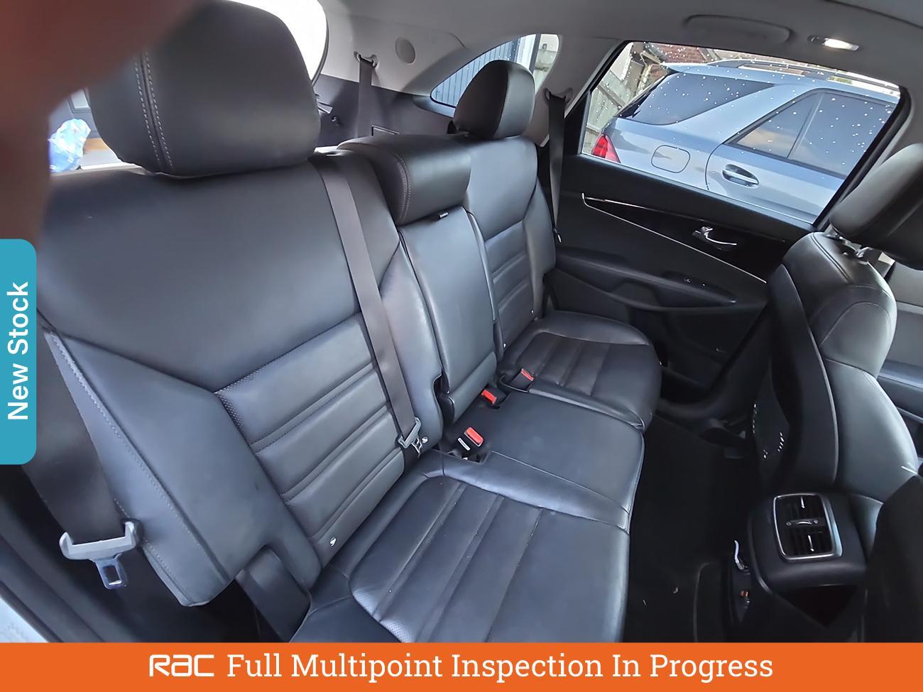 Used Kia Sorento 2016 for sale - 76445545: Photo 4