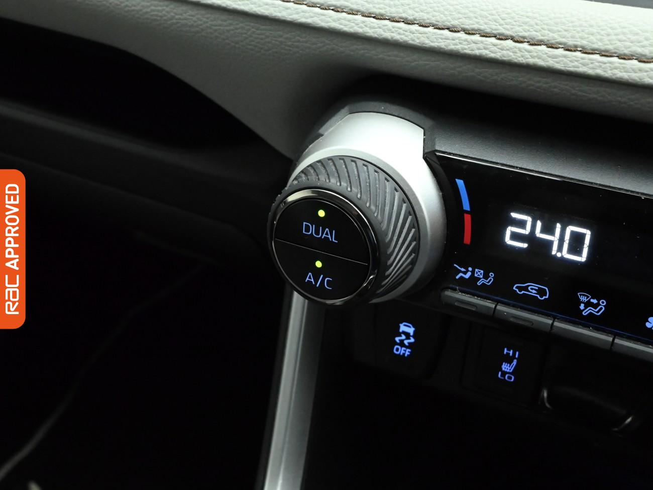 Used Toyota RAV4 2022 for sale - 77620680: Photo 16