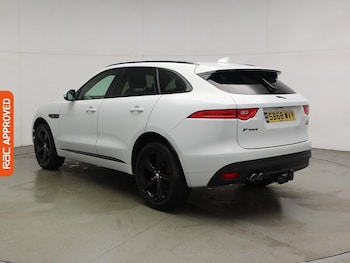 Used Jaguar F-Pace 2018 for sale - 76206971: Photo