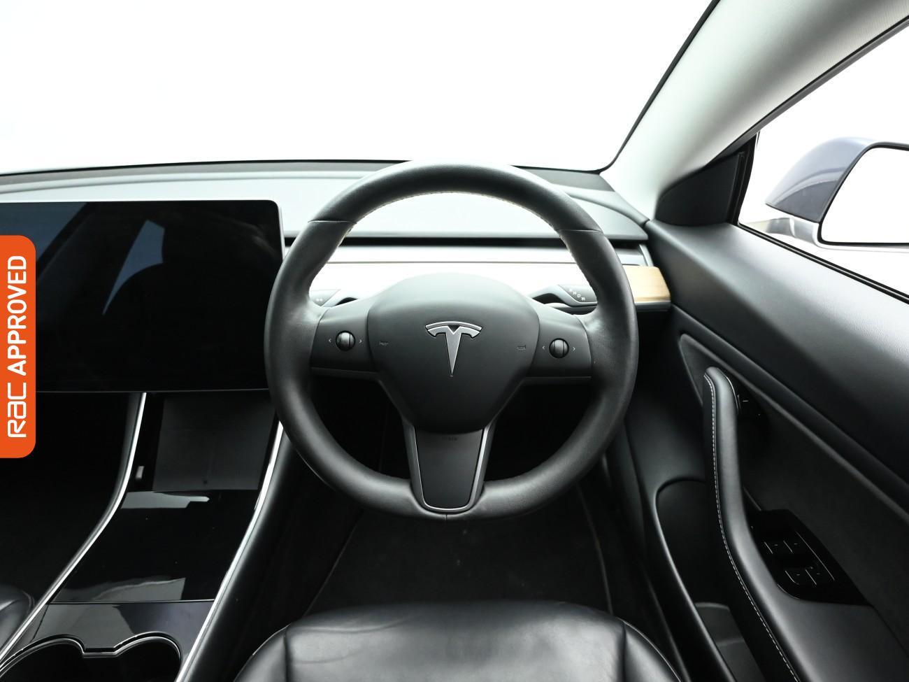 Used Tesla Model 3 2020 for sale - 76863186: Photo 11