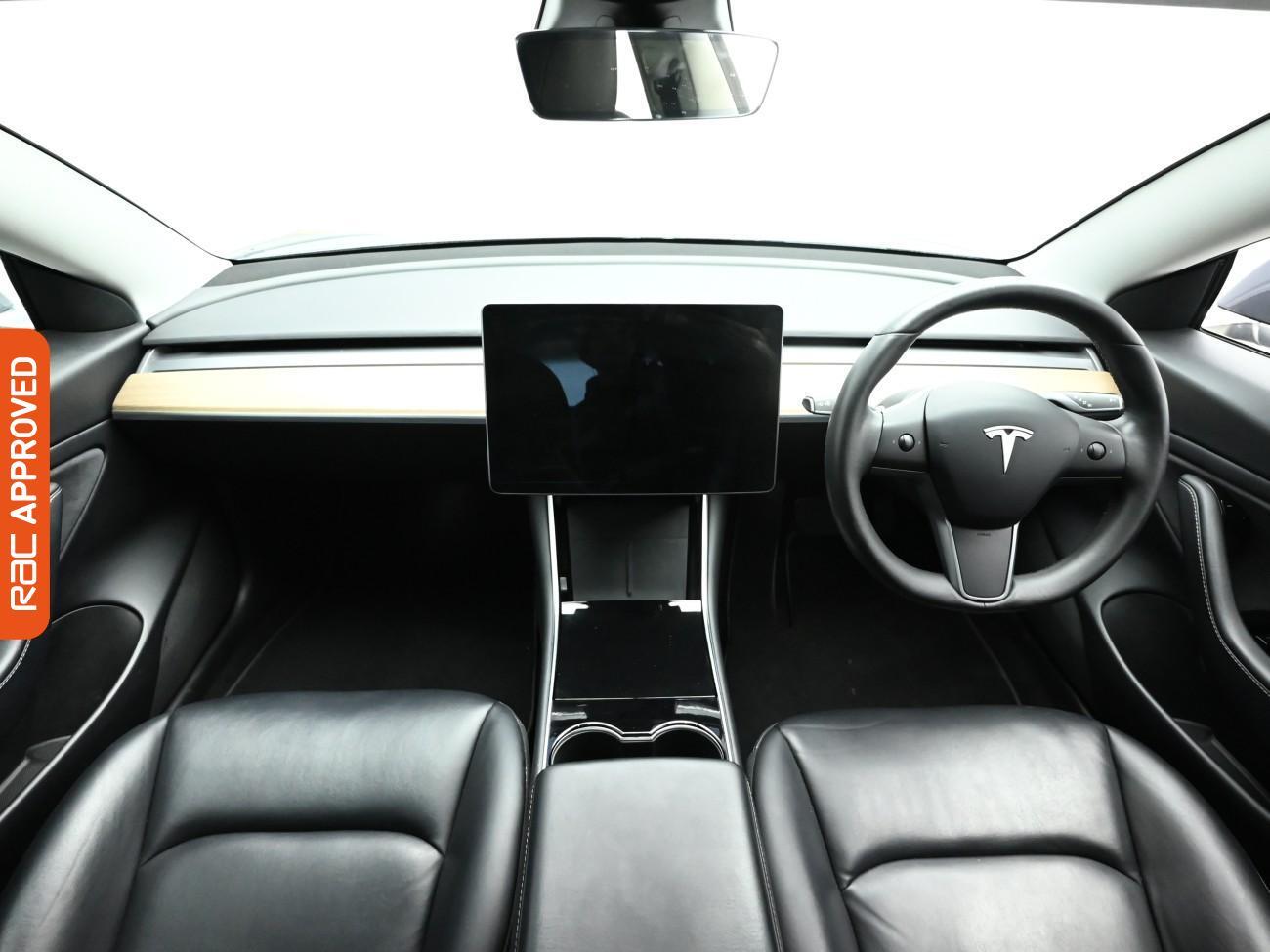 Used Tesla Model 3 2020 for sale - 76863186: Photo 2