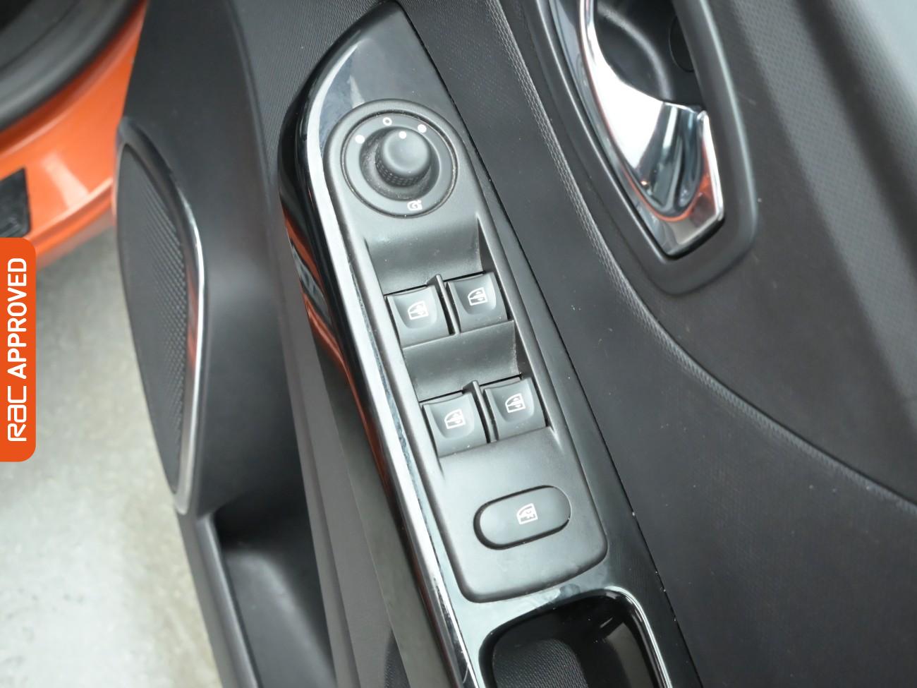 Used Renault Captur 2013 for sale - 76481029: Photo 24