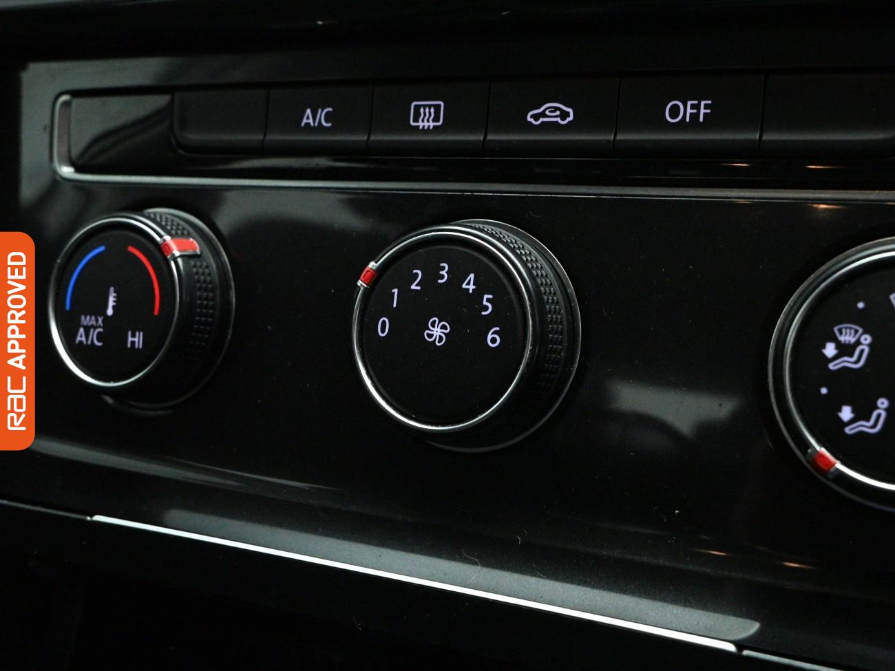 Used Volkswagen Golf 2018 for sale - 77719351: Photo 17