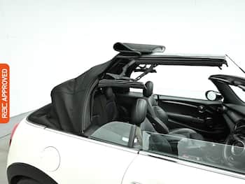 Used MINI Convertible 2019 for sale - 79819261: Photo