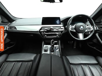 Used BMW 5 Series 2019 for sale - 78367760: Photo