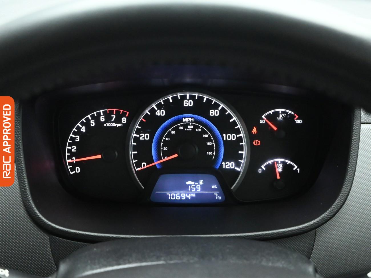 Used Hyundai i10 2017 for sale - 76641886: Photo 11