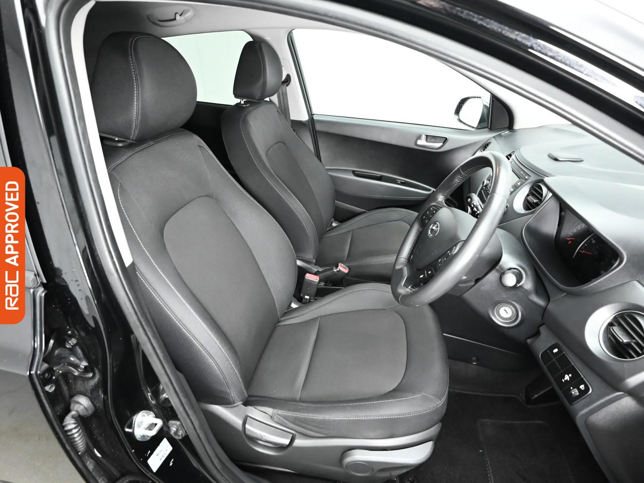 Used Hyundai i10 2017 for sale - 76641886: Photo 12