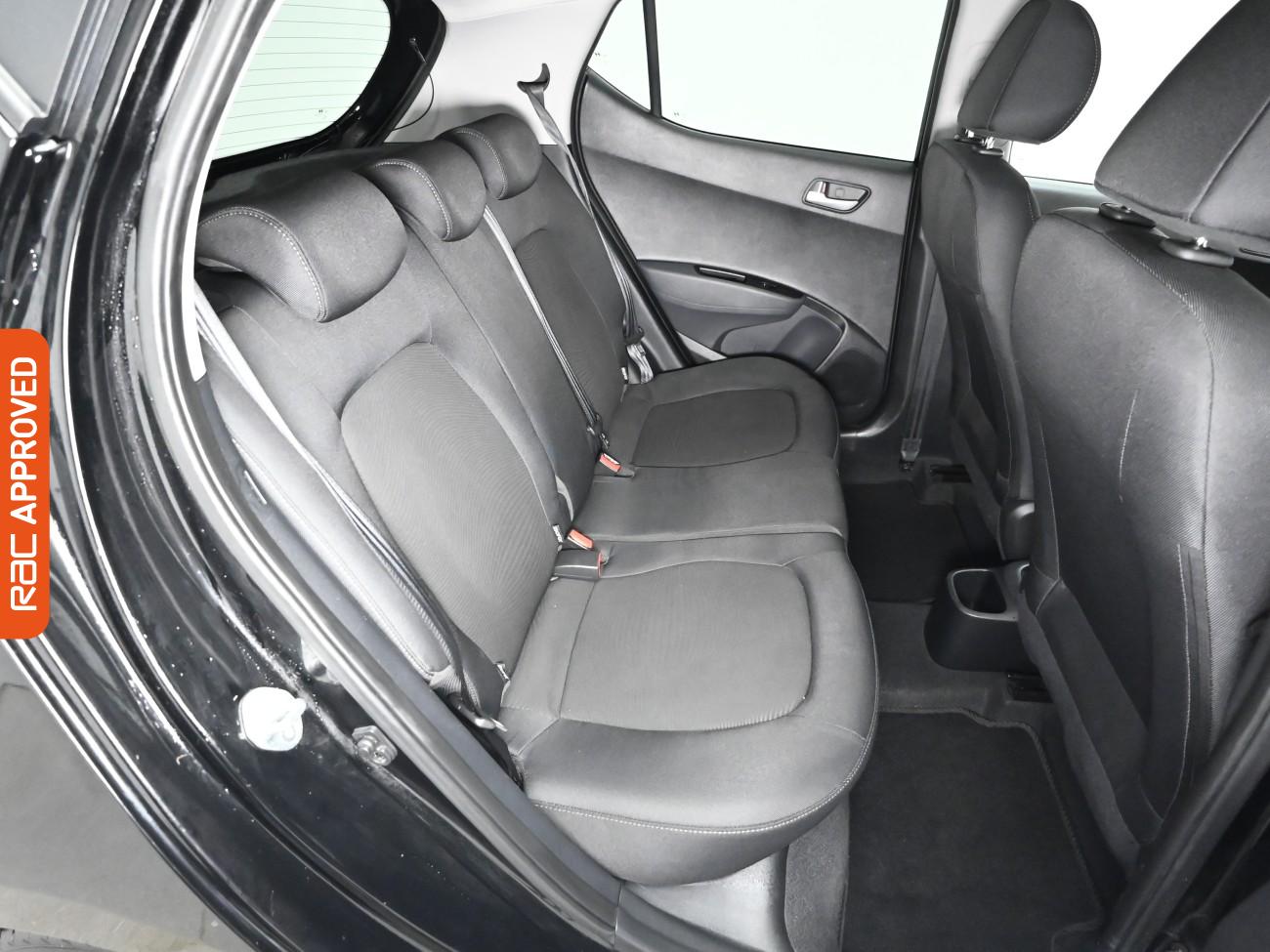 Used Hyundai i10 2017 for sale - 76641886: Photo 13