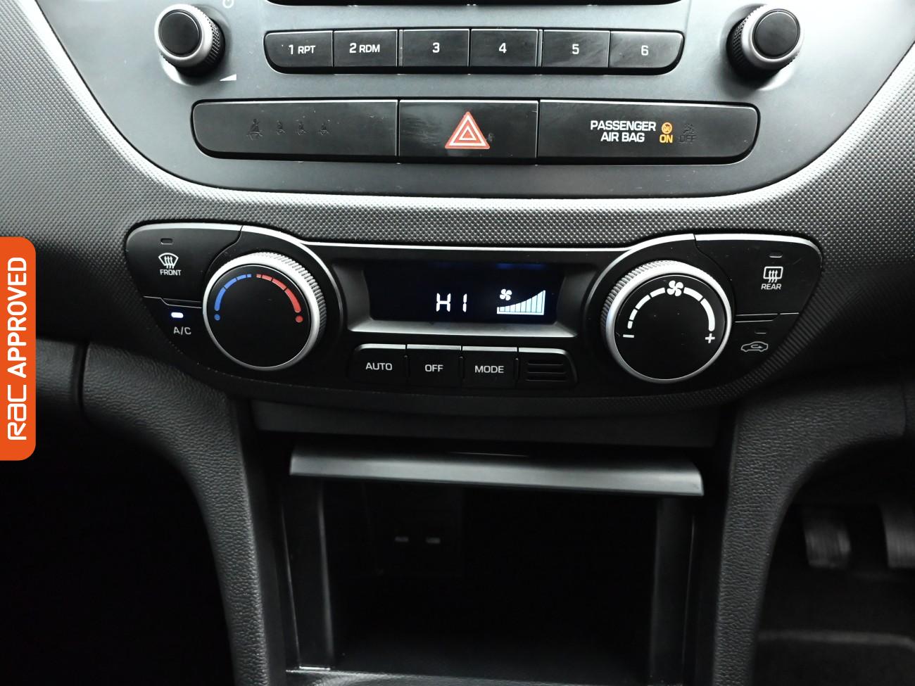 Used Hyundai i10 2017 for sale - 76641886: Photo 15