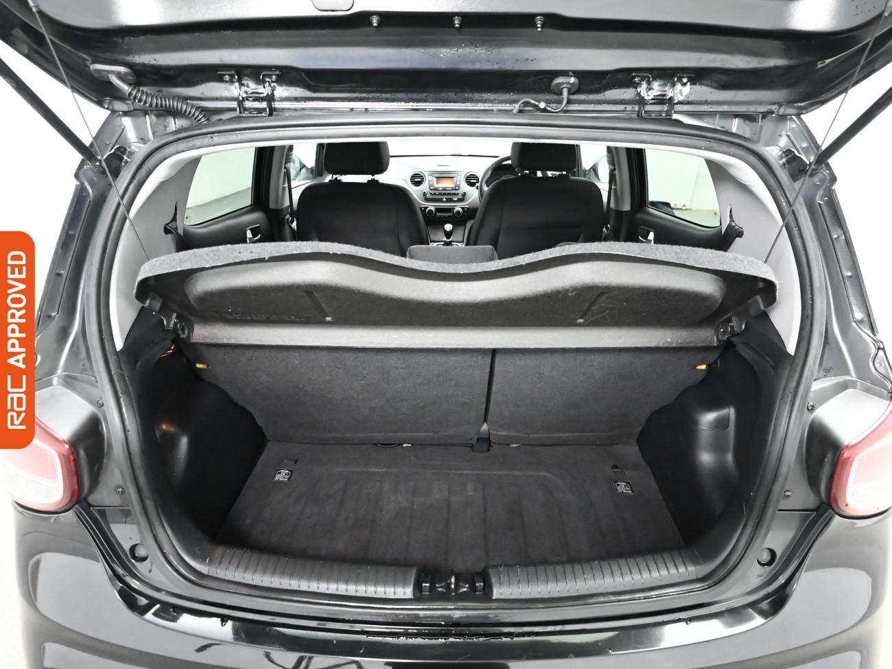 Used Hyundai i10 2017 for sale - 76641886: Photo 24