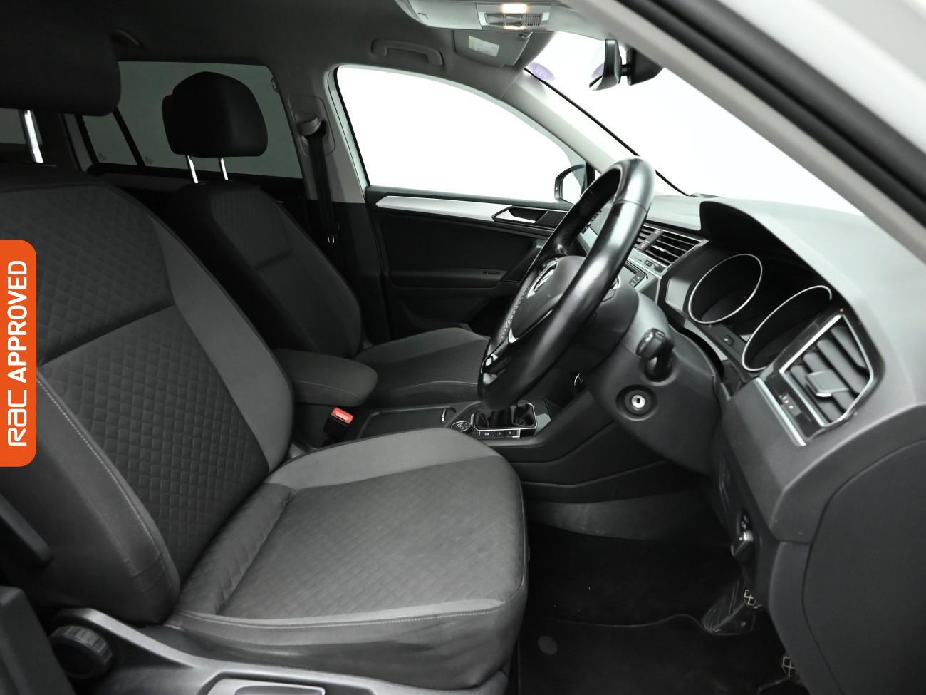 Used Volkswagen Tiguan 2016 for sale - 77076819: Photo 12