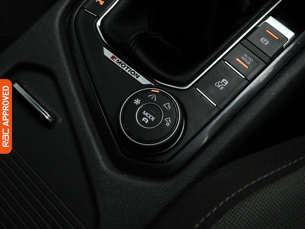 Used Volkswagen Tiguan 2016 for sale - 77076819: Photo 18