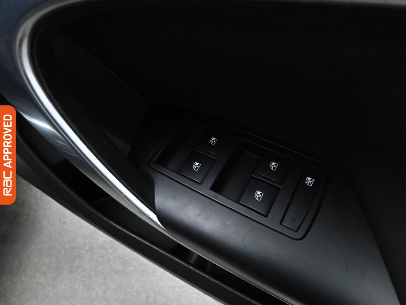 Used Vauxhall Insignia 2014 for sale - 75453283: Photo 24