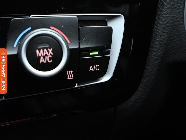 Used BMW 3 Series 2017 for sale - 76035411: Photo 17
