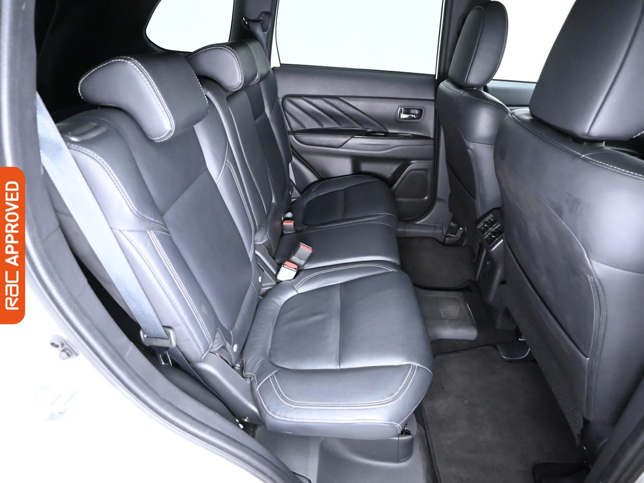 Used Mitsubishi Outlander 2020 for sale - 75924970: Photo 13