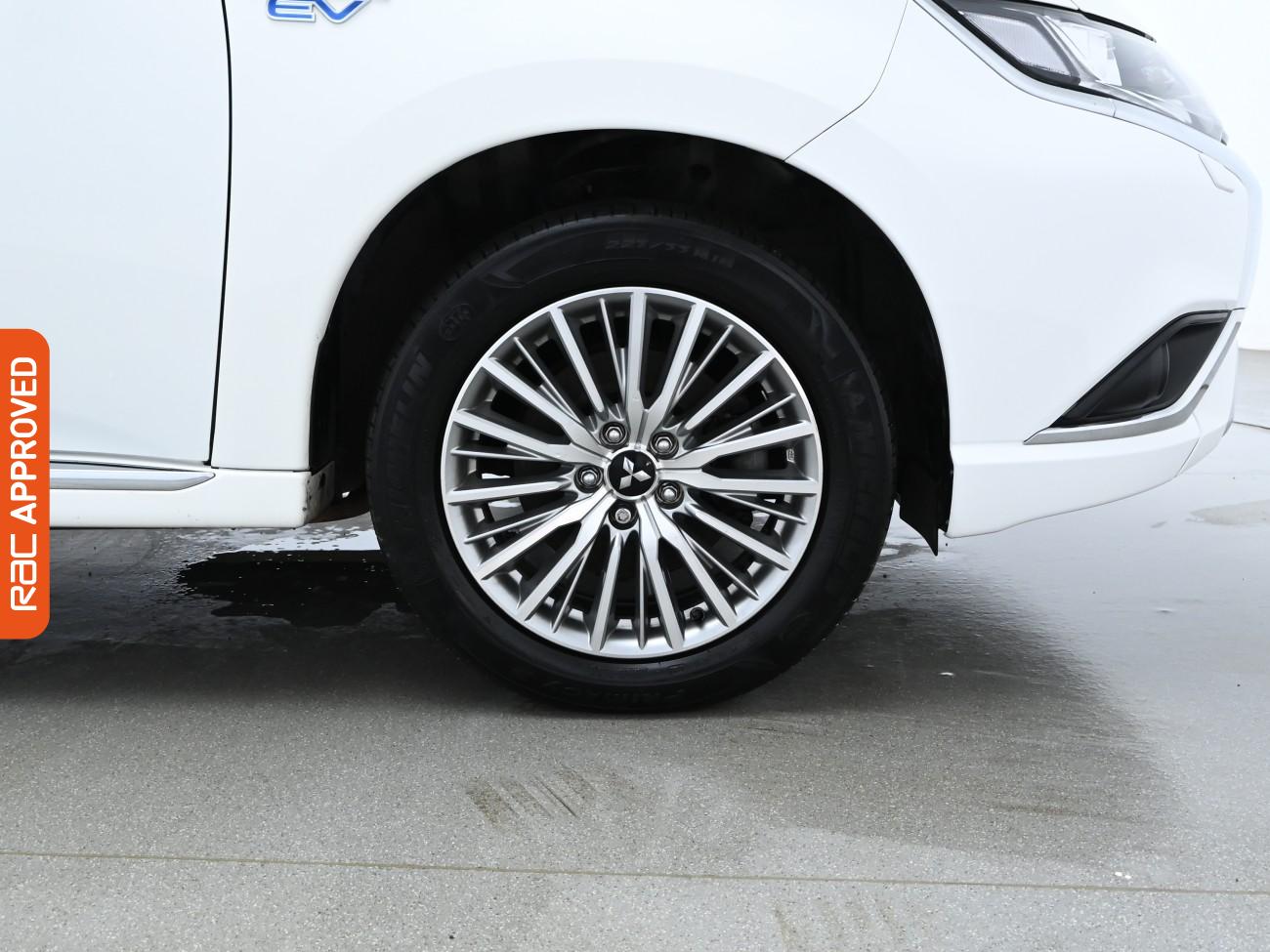 Used Mitsubishi Outlander 2020 for sale - 75924970: Photo 28