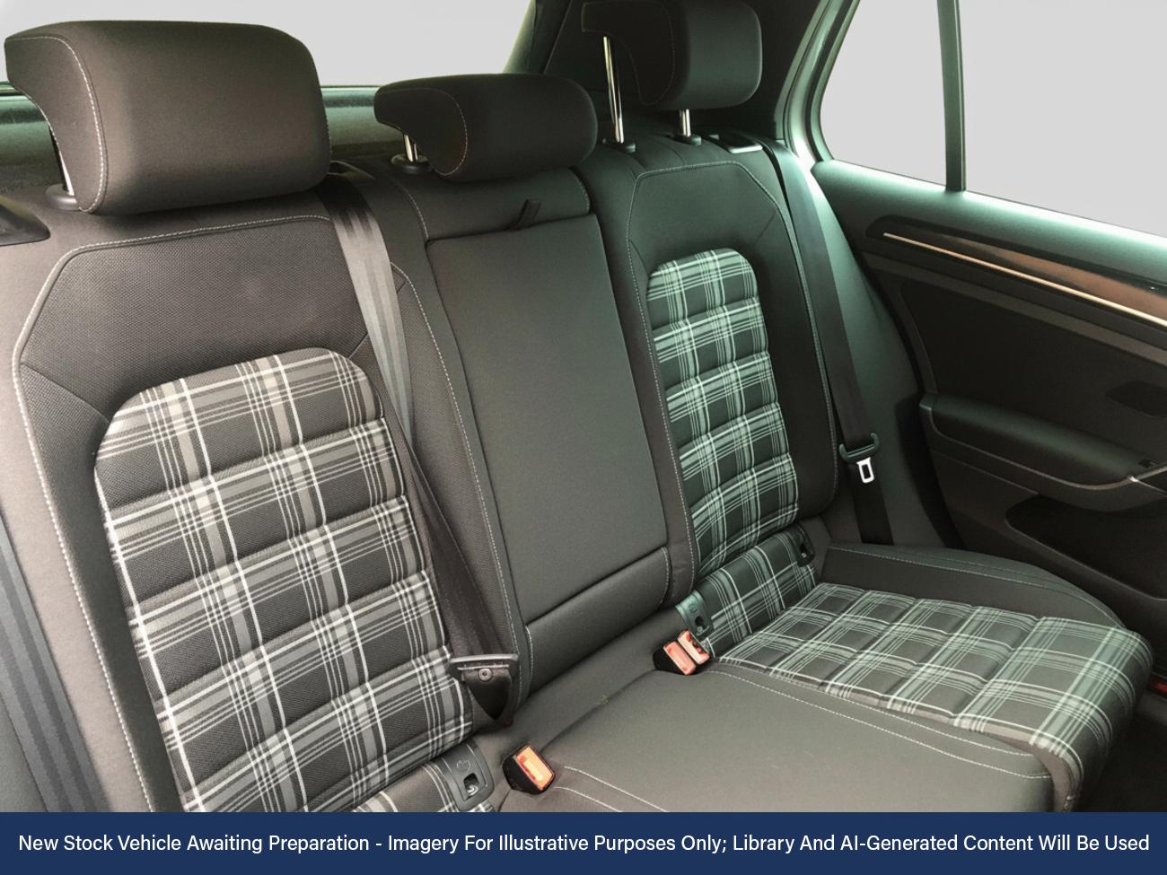 Used Volkswagen Golf 2015 for sale - 76491181: Photo 4