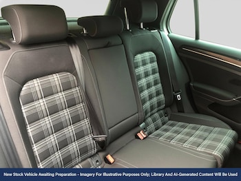 Used Volkswagen Golf 2015 for sale - 76491181: Photo