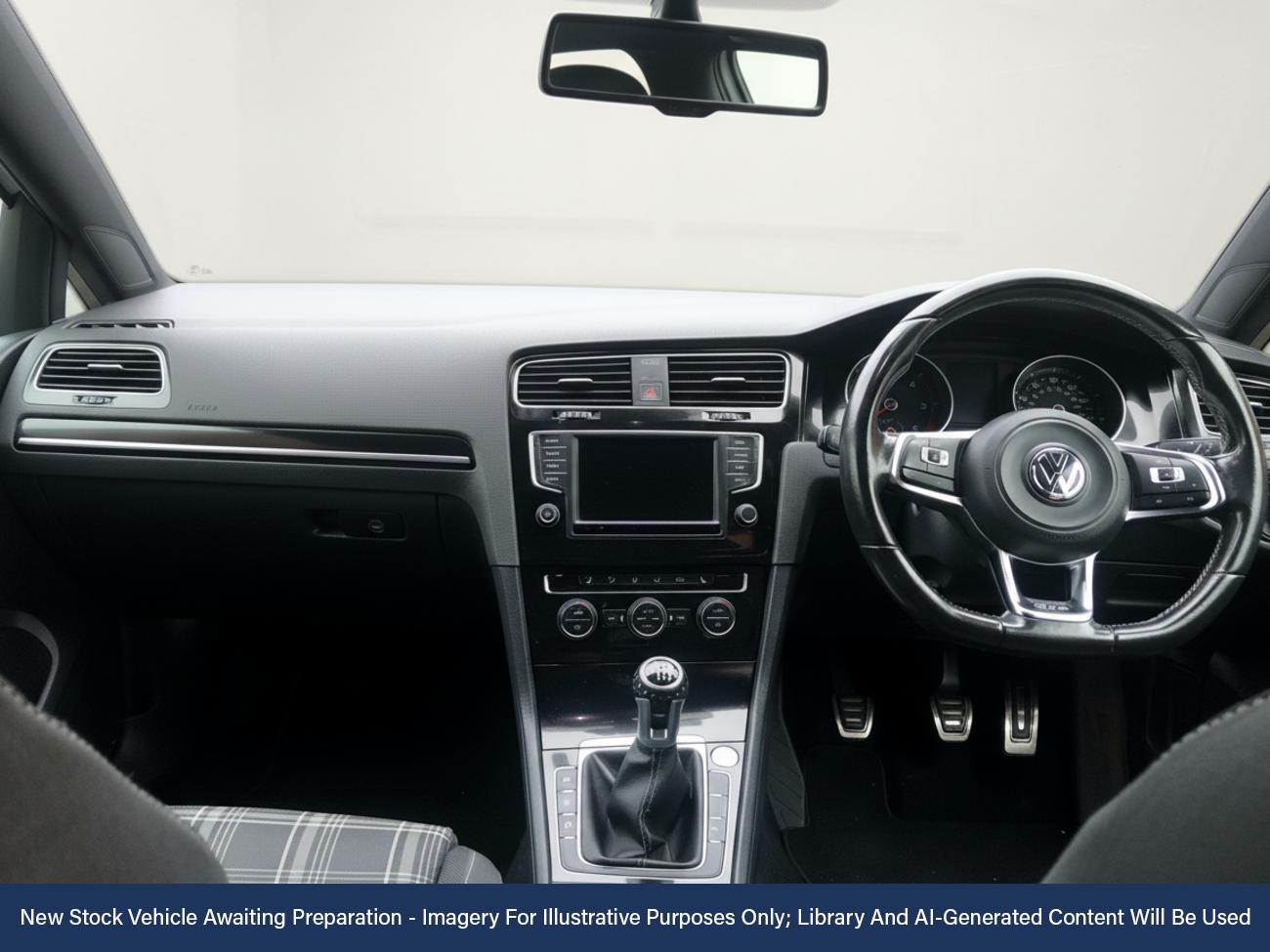 Used Volkswagen Golf 2015 for sale - 76491181: Photo 6