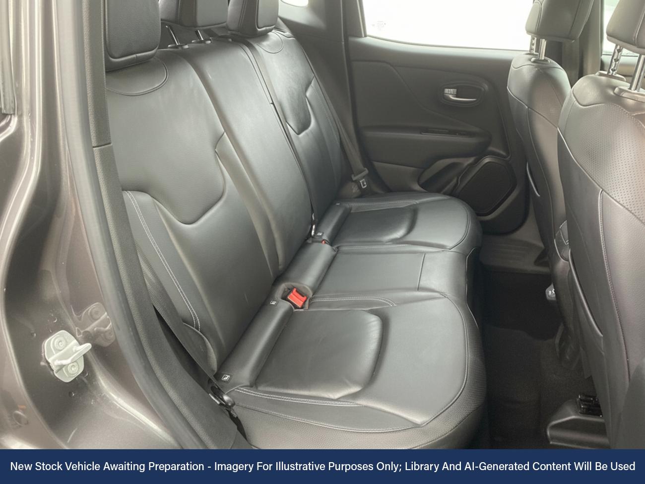 Used Jeep Renegade 2021 for sale - 76805319: Photo 4