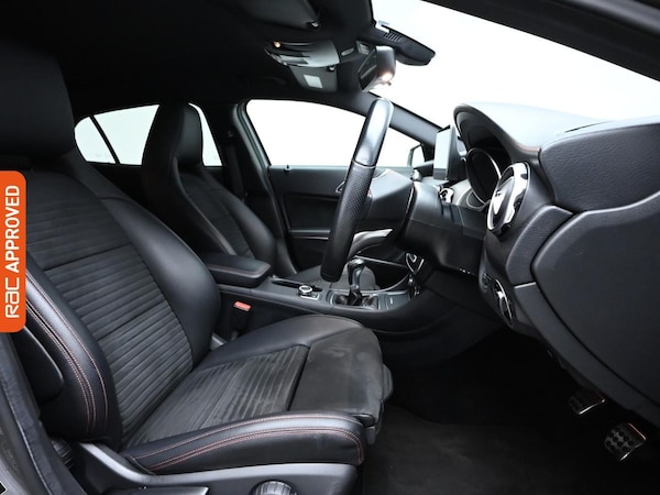 Used Mercedes-Benz GLA 2019 for sale - 76346530: Photo 12