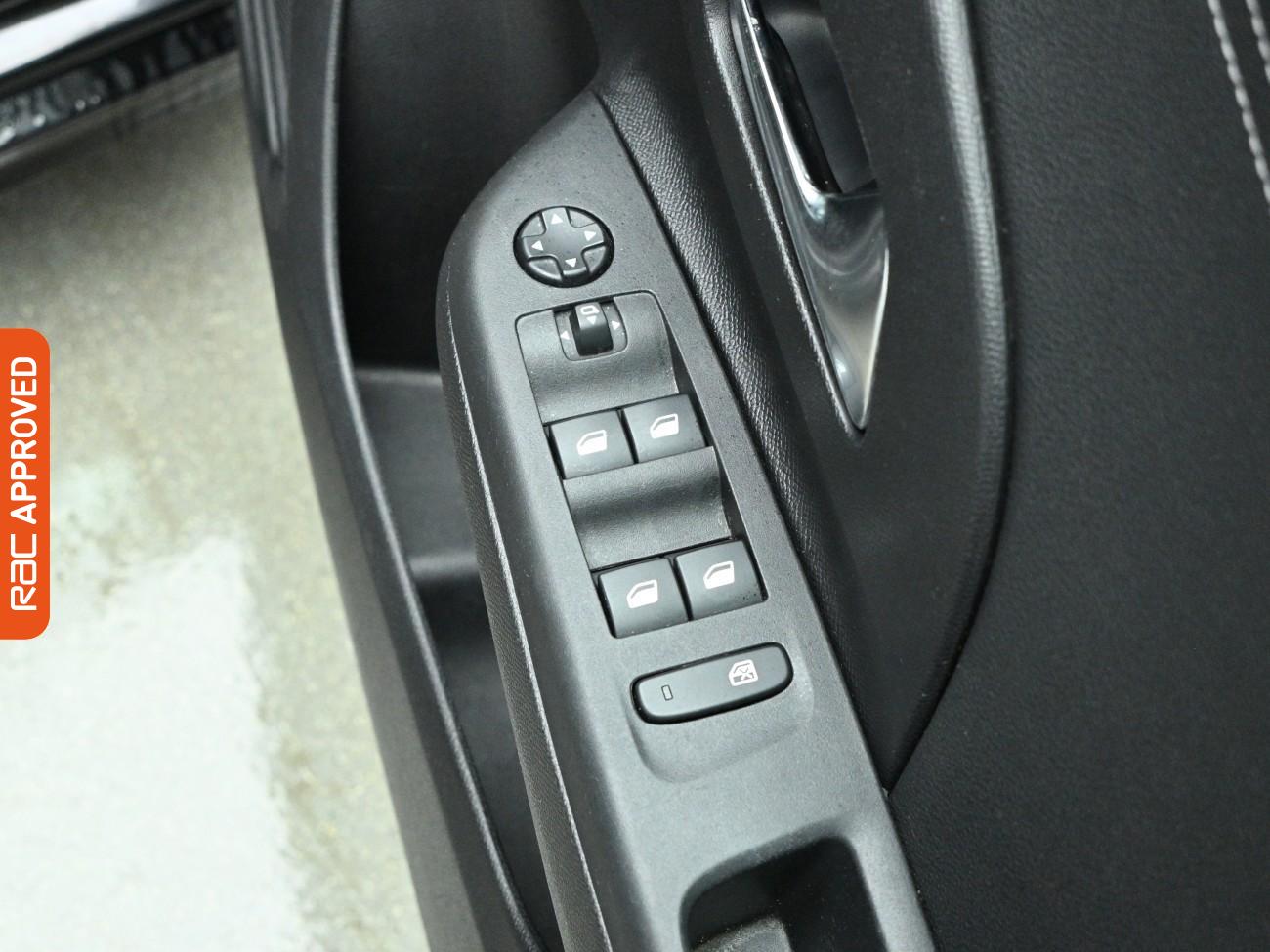 Used Vauxhall Corsa 2023 for sale - 77820280: Photo 22