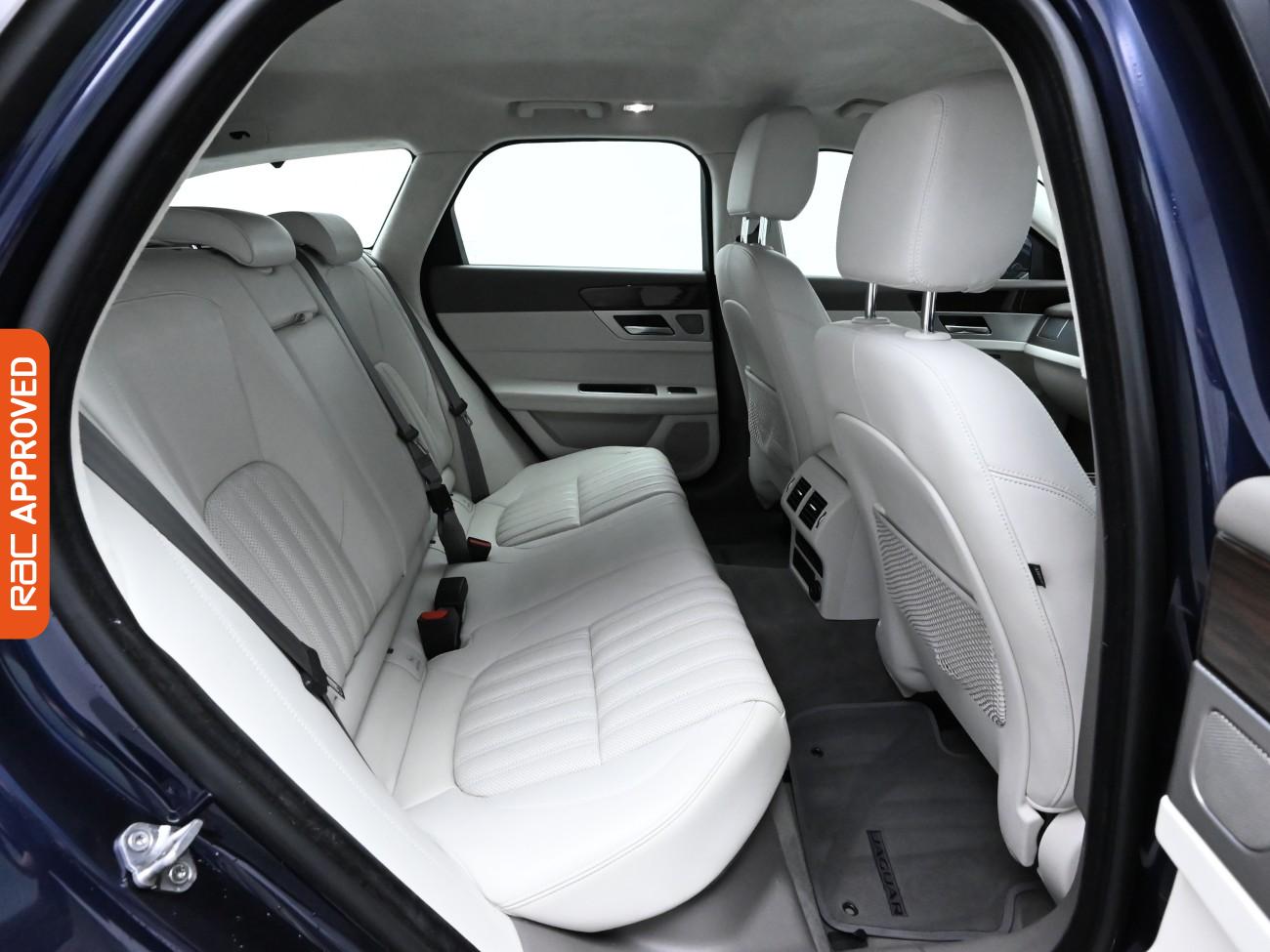 Used Jaguar XF 2018 for sale - 76177392: Photo 12