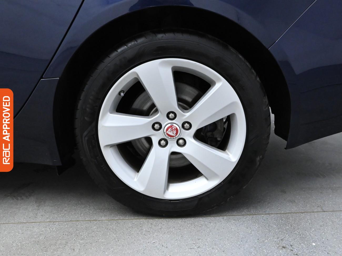 Used Jaguar XF 2018 for sale - 76177392: Photo 28