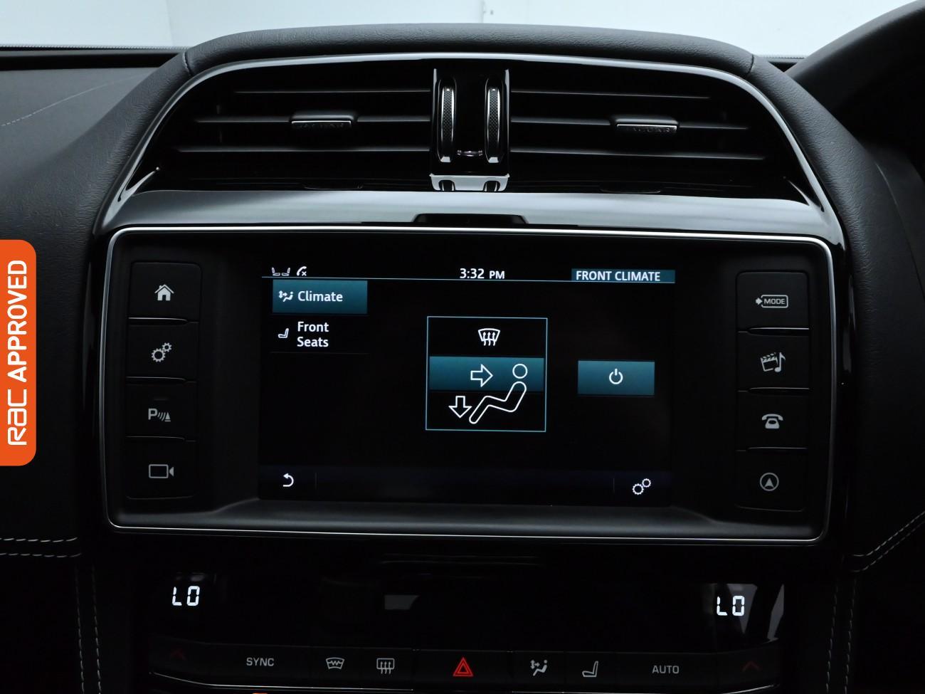 Used Jaguar F-Pace 2017 for sale - 76558120: Photo 16