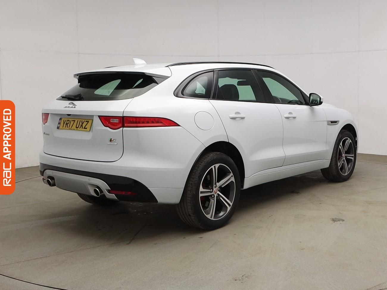 Used Jaguar F-Pace 2017 for sale - 76558120: Photo 32