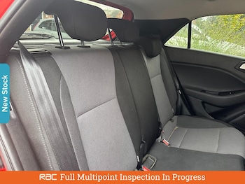 Used Hyundai i20 2019 for sale - 76353244: Photo