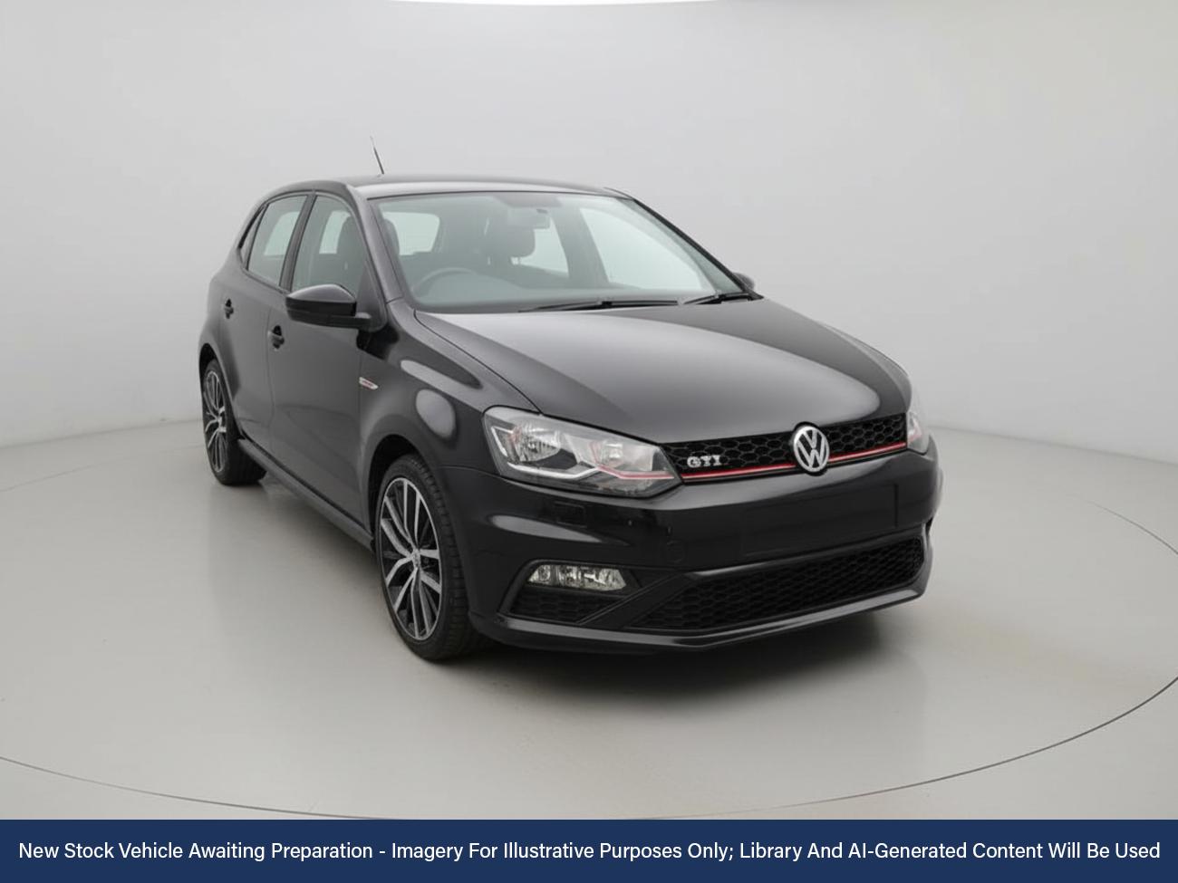Used Volkswagen Polo 2017 for sale - 76732537: Photo 1