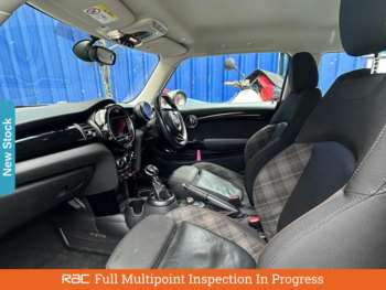 Used MINI Hatch 2018 for sale - 75156743: Photo