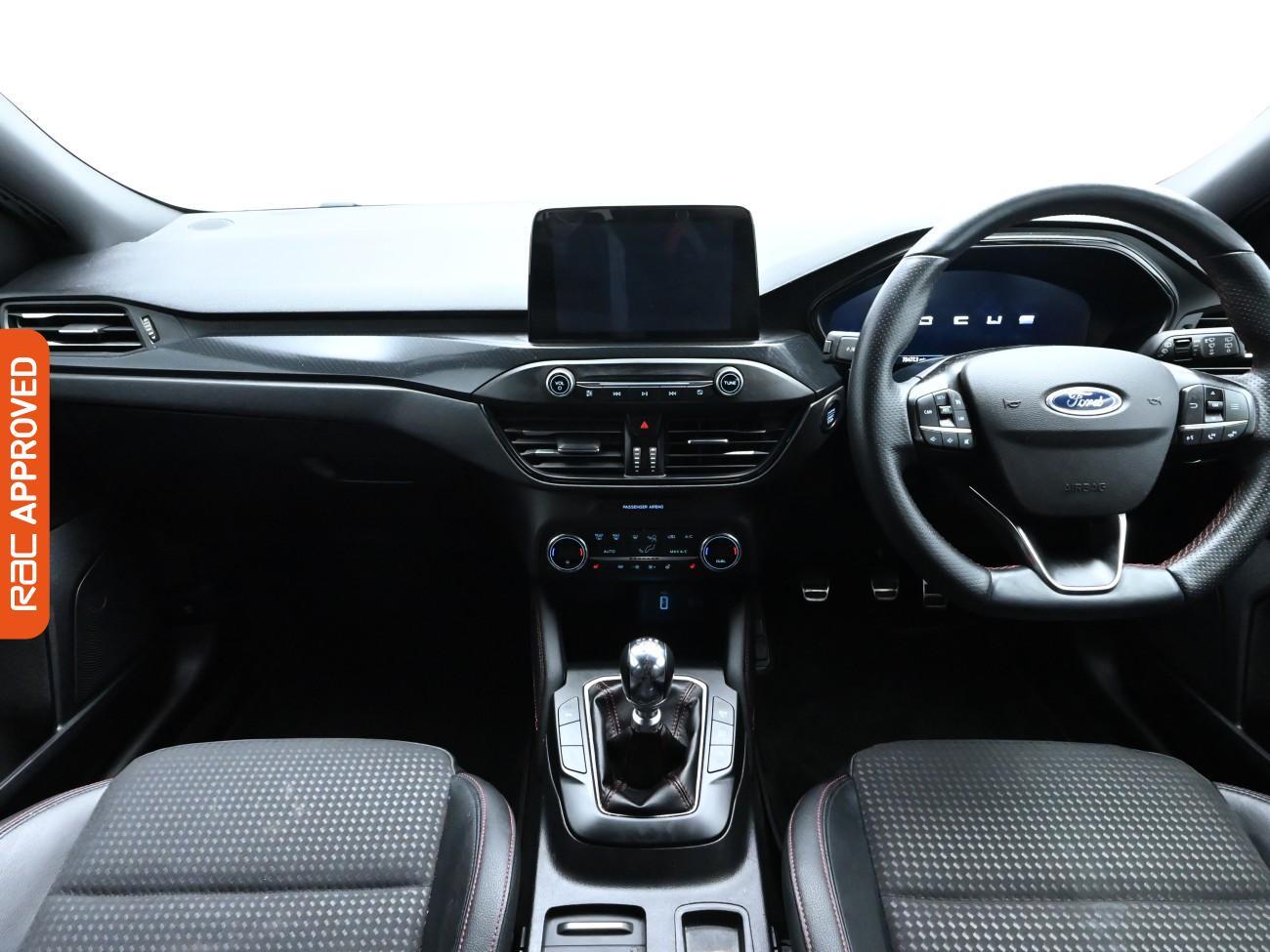 Used Ford Focus 2021 for sale - 76262682: Photo 2