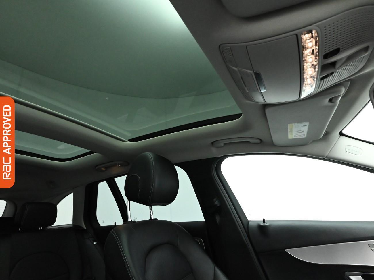 Used Mercedes-Benz C Class 2017 for sale - 77032434: Photo 3