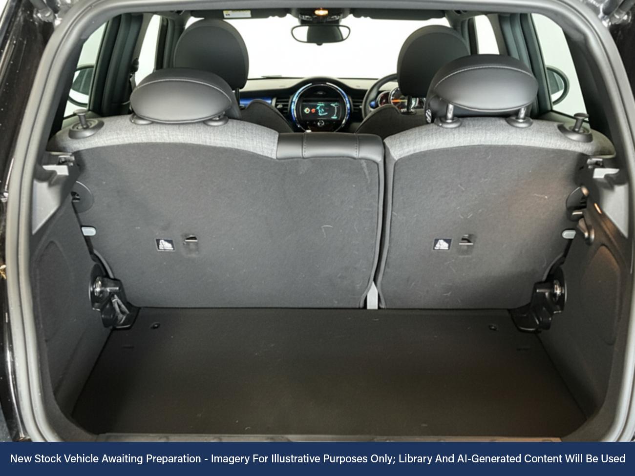 Used MINI Hatch 2021 for sale - 76569422: Photo 8