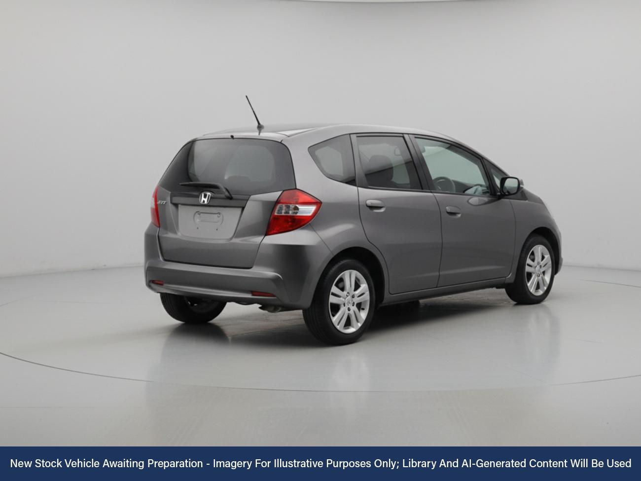 Used Honda Jazz 2014 for sale - 76610876: Photo 2