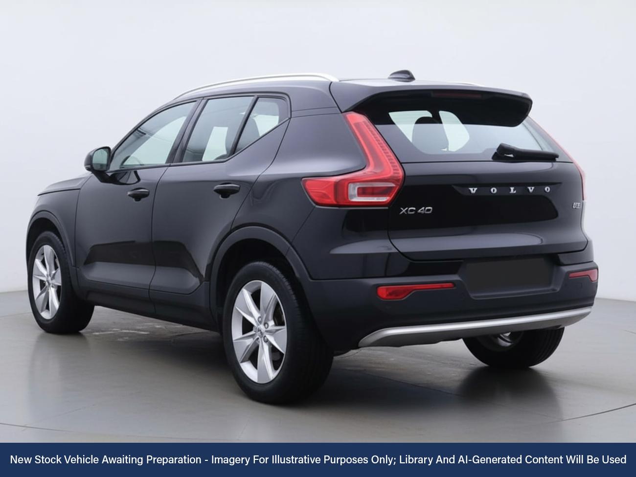 Used Volvo XC40 2022 for sale - 76480976: Photo 2
