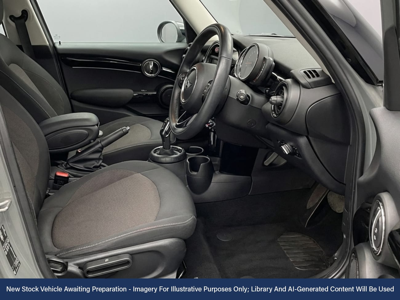 Used MINI Hatch 2022 for sale - 78091110: Photo 3