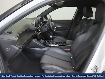 Used Peugeot 2008 2021 for sale - 76480979: Photo