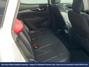 Used Nissan Qashqai 2015 for sale - 76411625: Photo