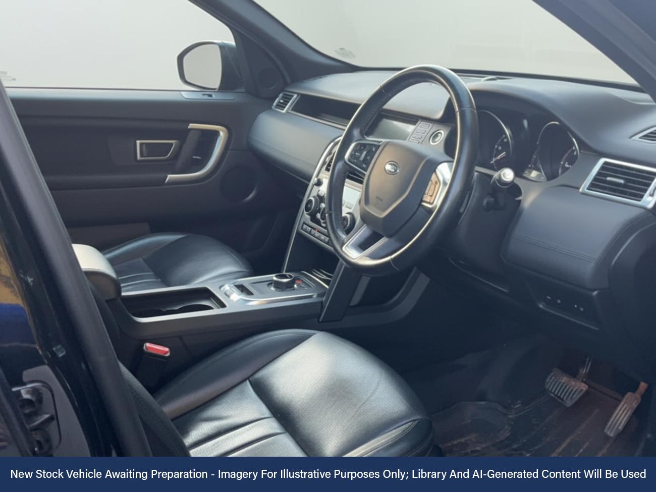 Used Land Rover Discovery Sport 2018 for sale - 76663197: Photo 3